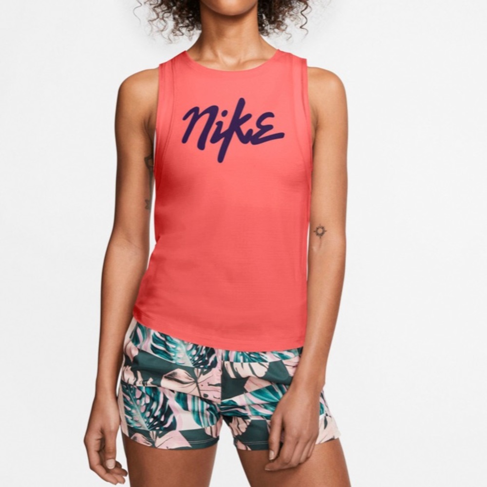 Nike Lightweight Runaway Tank
